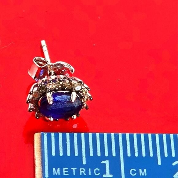 925 Sterling Silver Stud Earrings with Natural Blue Sapphire & Natural Diamonds - Picture 4 of 11